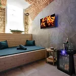 Отель Wellness 3*